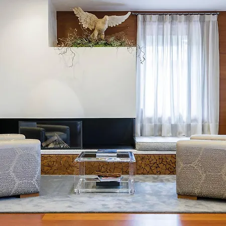 In The Center Cesa Reba Апартаменты *