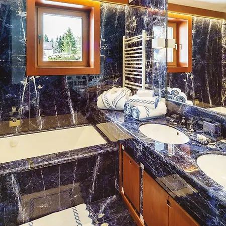 In The Center Cesa Reba Апартаменты